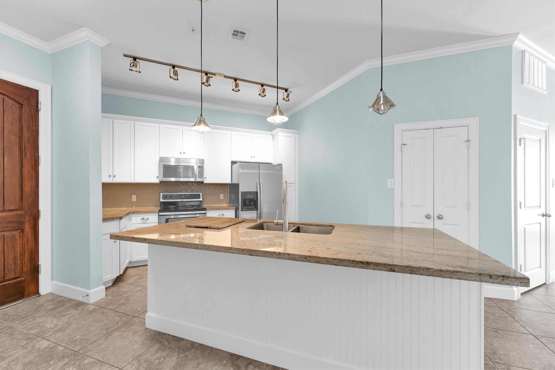 17040 West Fm 1097 Road, Unit 4102 Montgomery, TX 77356 - Photo 5 of 47