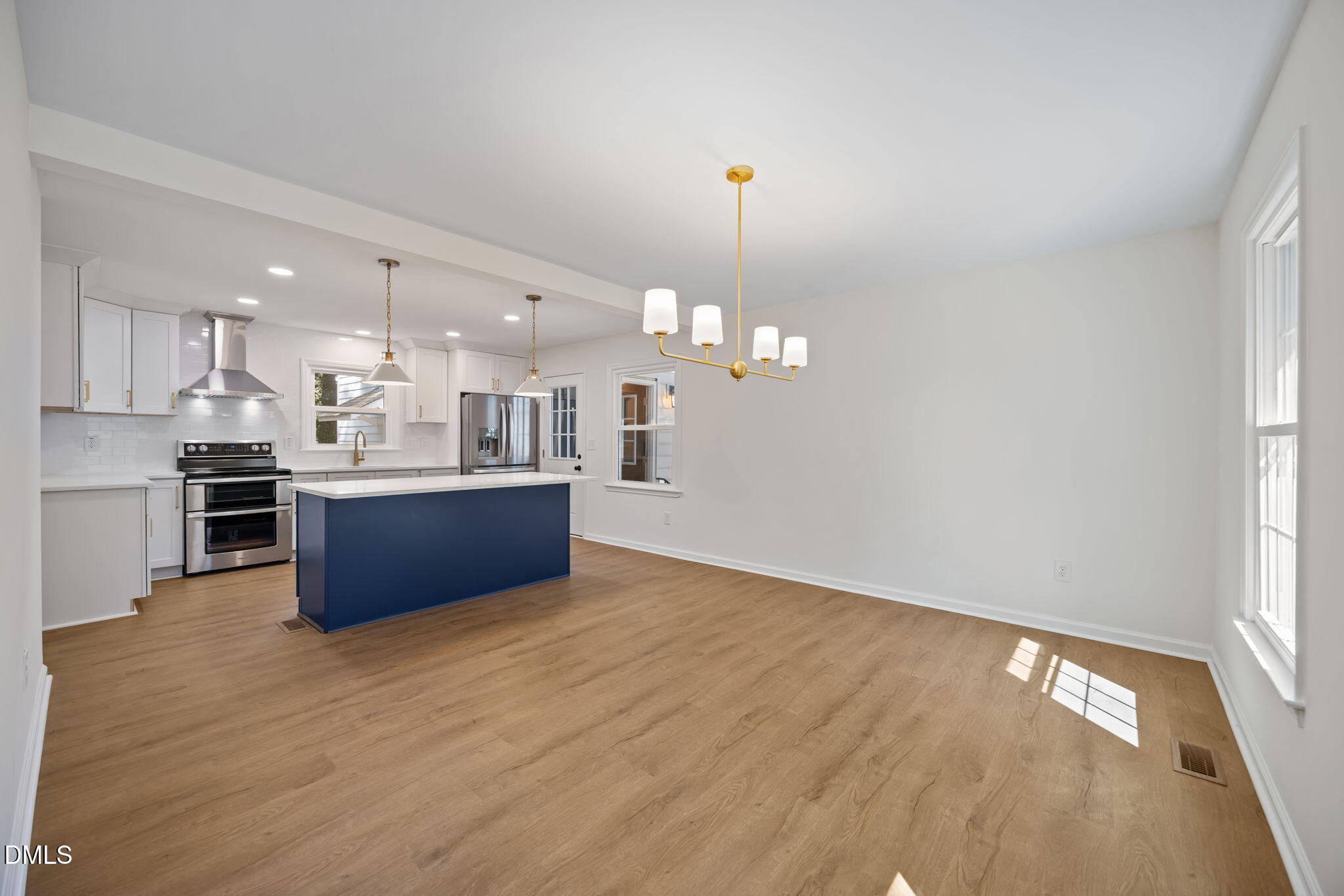 5321 Fieldstone Drive Raleigh, NC 27609 - Photo 6 of 28 6-web-or-mls-IMG_1172
