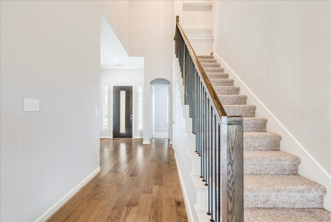 584 Baretta Loop Buda, TX 78610 - Photo 6 of 37