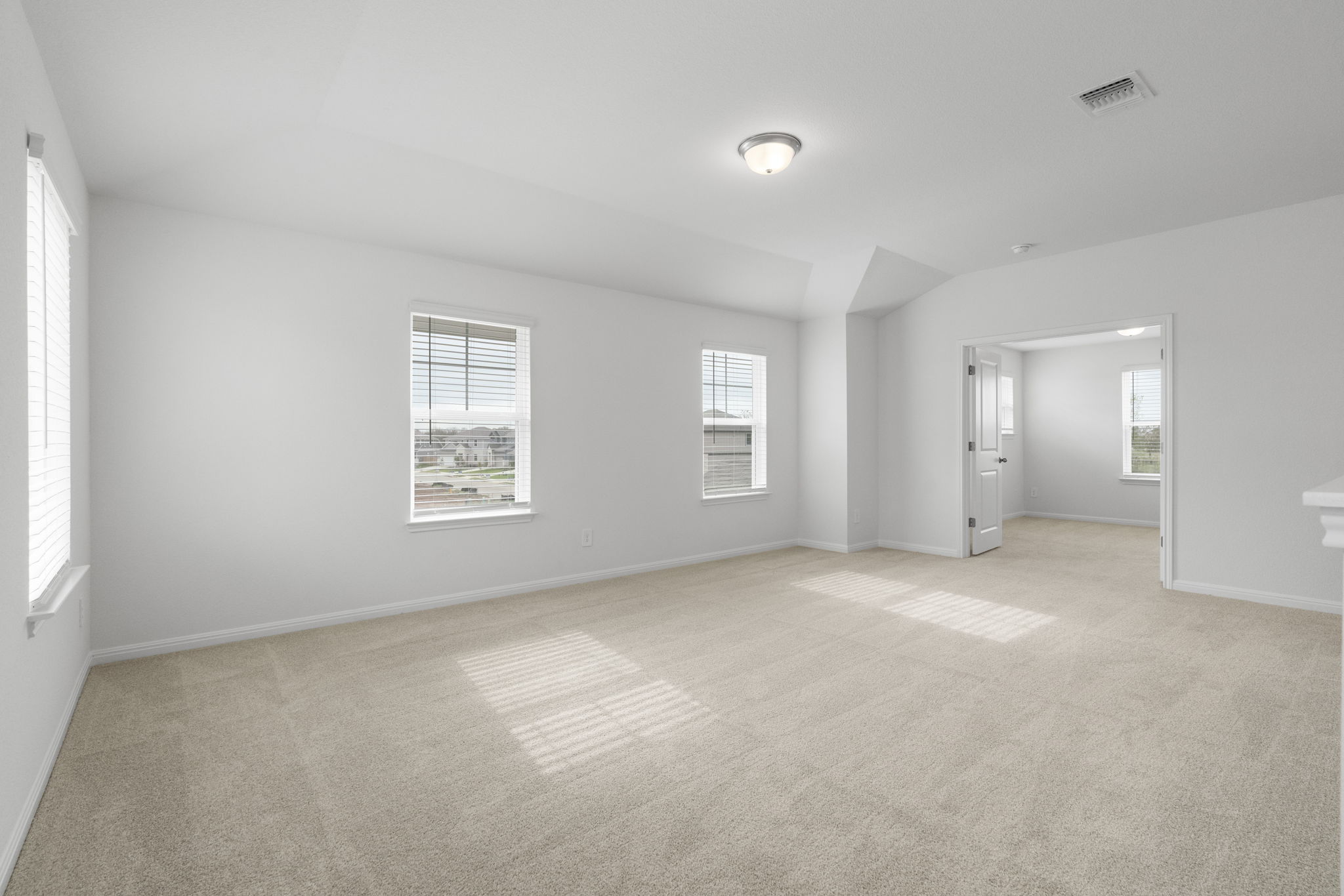 104 Boondoggle Ridge Cedar Creek, TX 78612 - Photo 24 of 33 an empty room with windows and closet