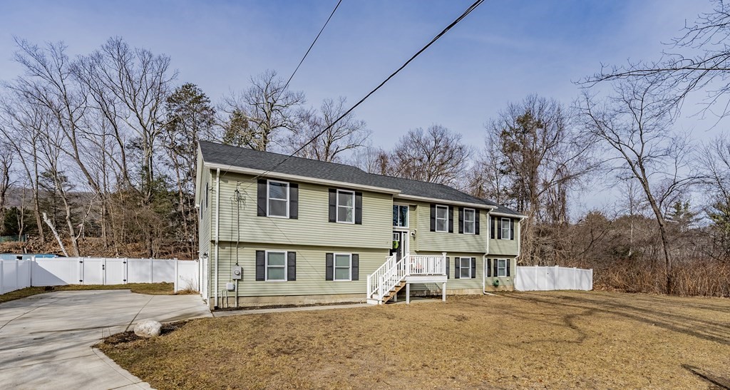 17 NW Road Westfield, MA 01085 - Photo 1 of 37 Gallery Image 1