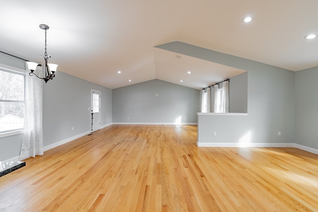 17 NW Road Westfield, MA 01085 - Photo 14 of 37 Gallery Image 14