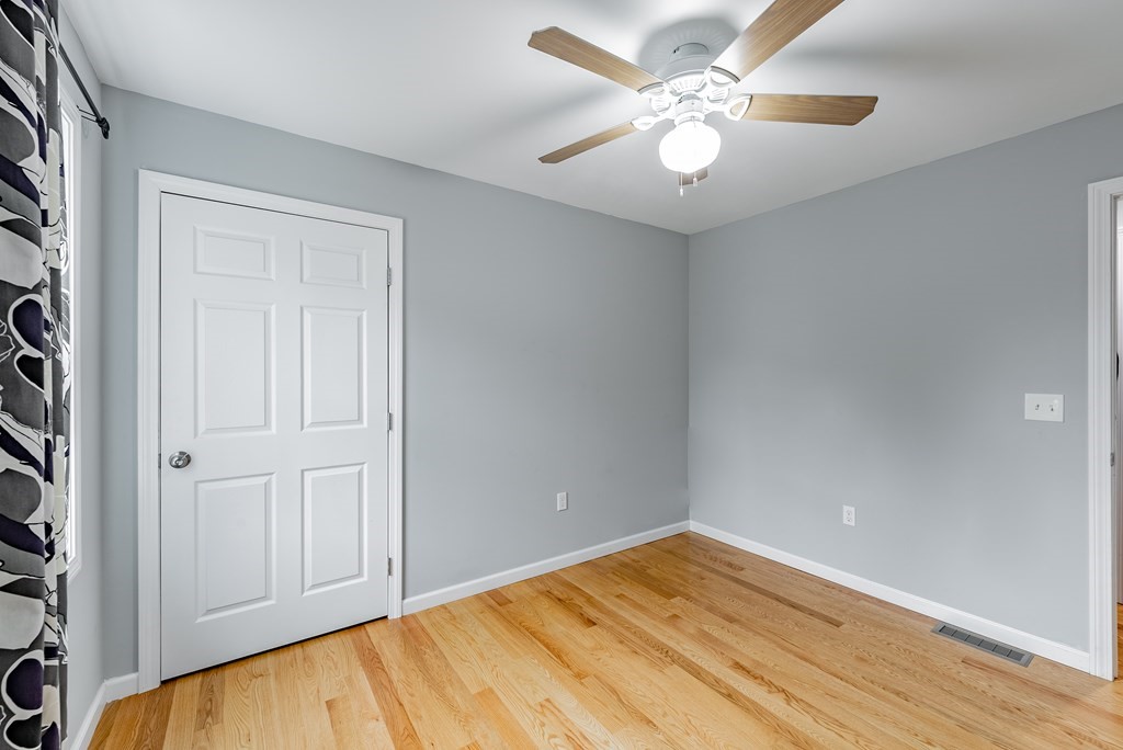 17 NW Road Westfield, MA 01085 - Photo 20 of 37 Gallery Image 20