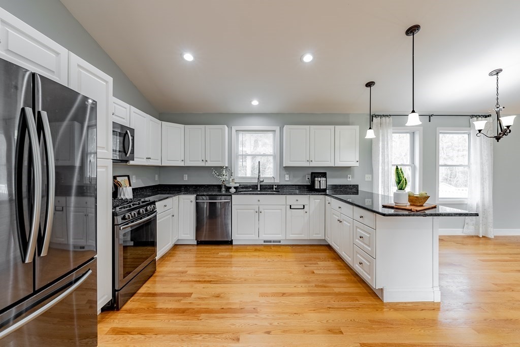 17 NW Road Westfield, MA 01085 - Photo 6 of 37 Gallery Image 6
