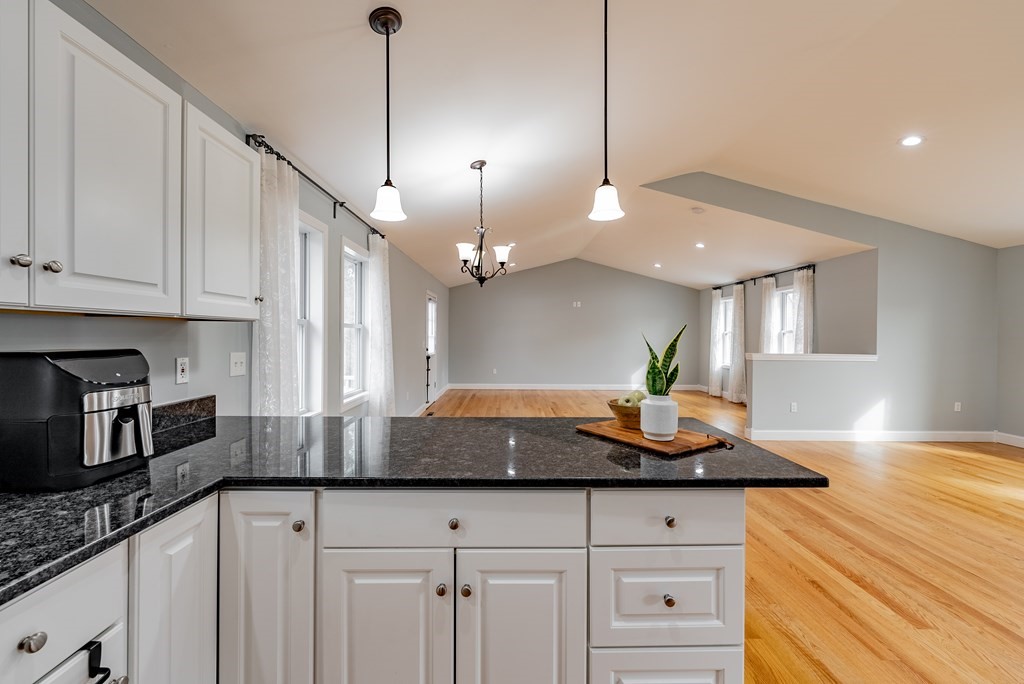 17 NW Road Westfield, MA 01085 - Photo 9 of 37 Gallery Image 9