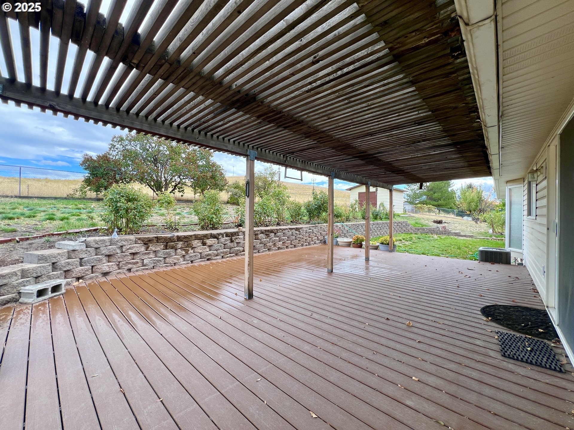 185 Rock Street Heppner, OR 97836 - Photo 7 of 25 a swimming pool with view of outdoor space