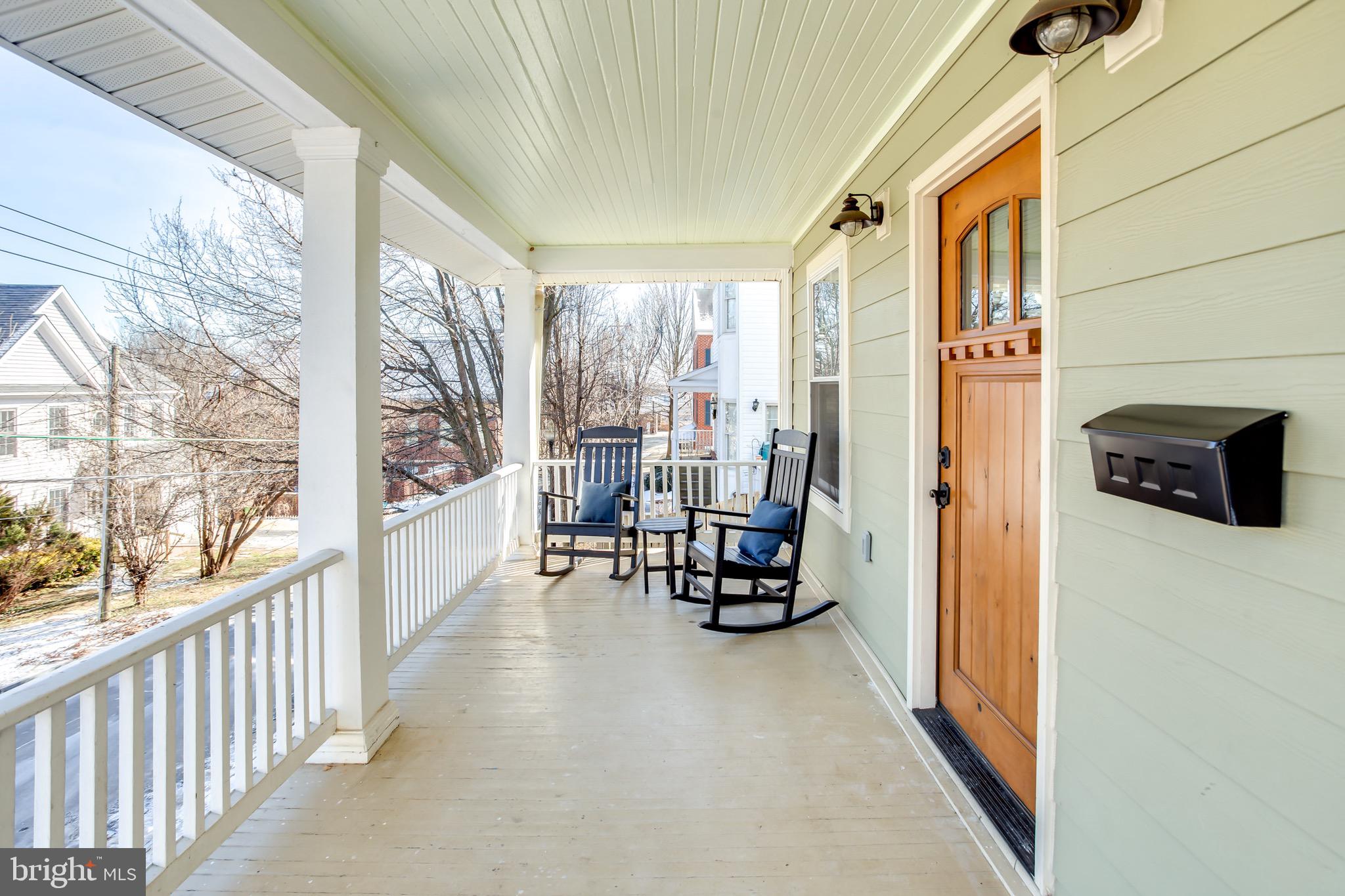 4124 21st Road North Arlington, VA 22207 - Photo 4 of 56 Front porch