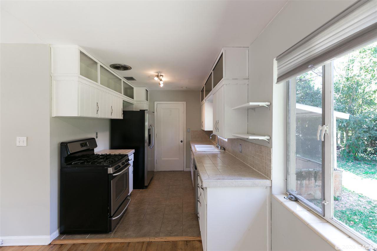620 Northwest 35th Street Gainesville, FL 32607 - Photo 11 of 30