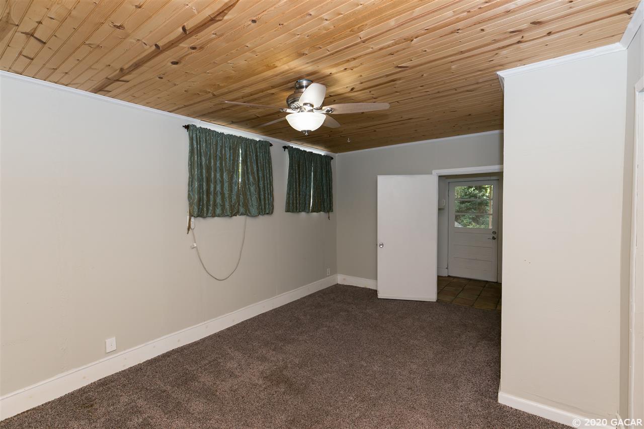 620 Northwest 35th Street Gainesville, FL 32607 - Photo 16 of 30 Bonus with bath could be used as owner suite