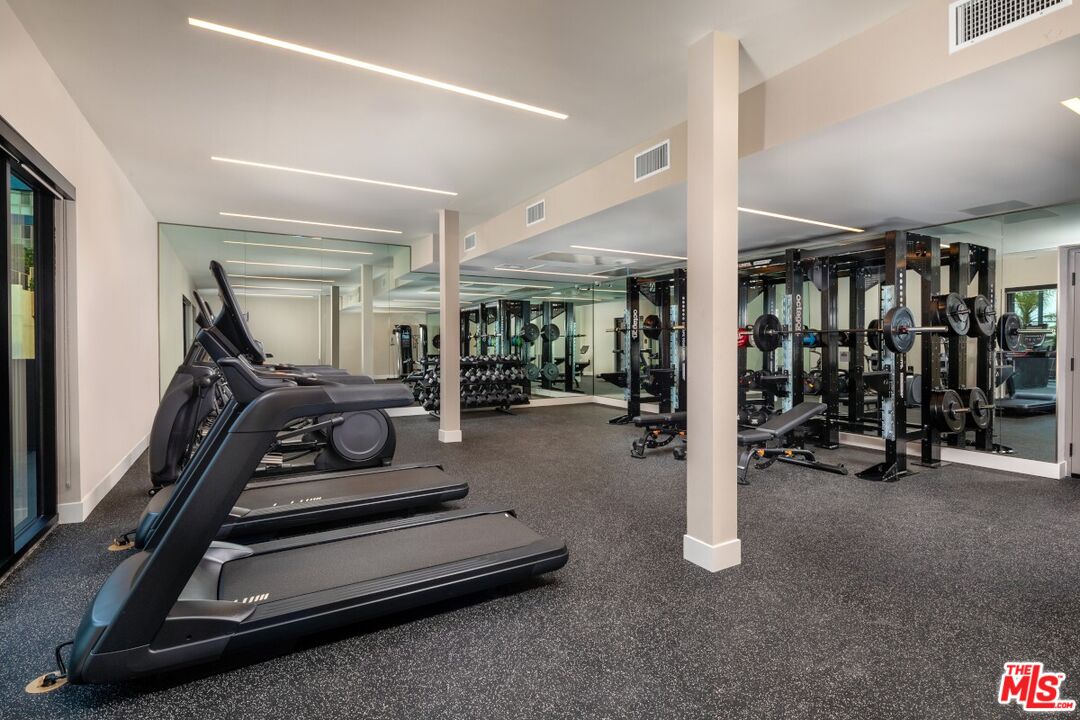 201 North La Brea Avenue, Unit 403 Inglewood, CA 90301 - Photo 19 of 19 a view of a room with gym equipment