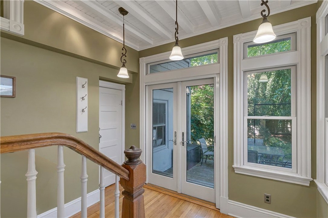 3 Sycamore Street Newport, RI 02840 - Photo 15 of 41