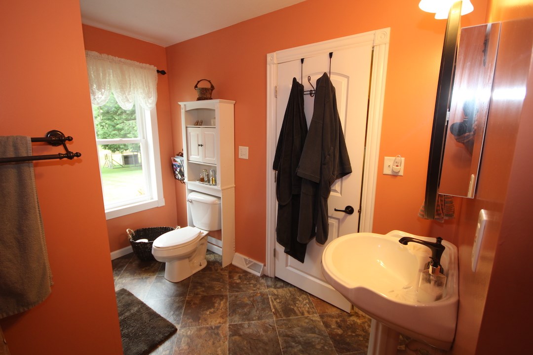 8570 West Herrick Road Lake, MI 48632 - Photo 29 of 37 1835559-28.JPG