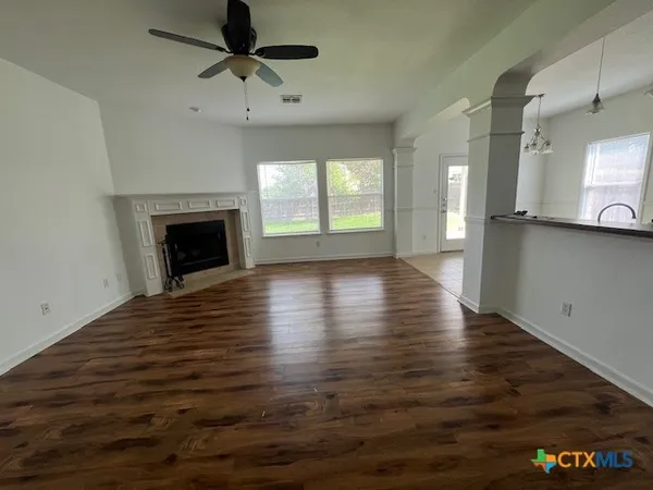 $1,800 | 215 Tribal Trail, Harker Heights, TX 76548