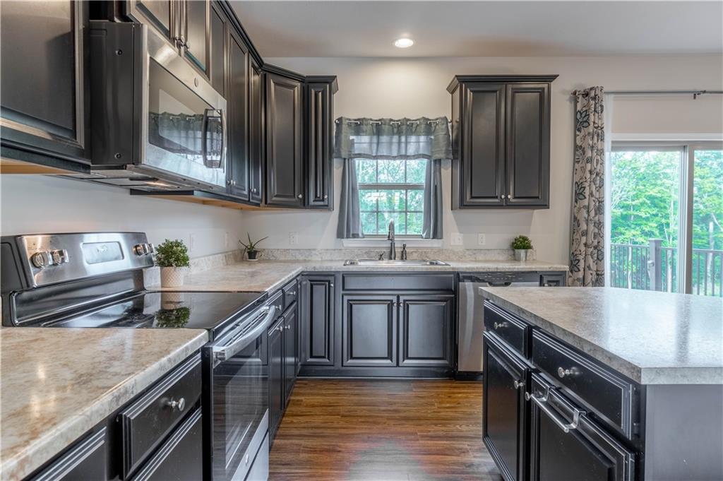 314 Millers Ridge Court Pittsburgh, PA 15237 - Photo 4 of 24 Gallery Image 4