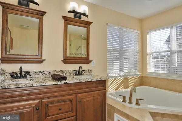 $4,000 | 5306 Sandyford Street, Alexandria, VA 22315