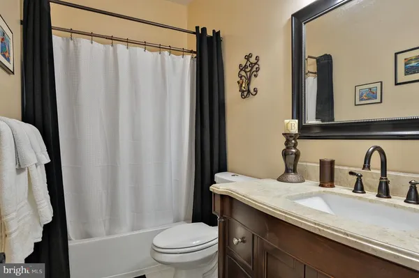 $4,000 | 5306 Sandyford Street, Alexandria, VA 22315