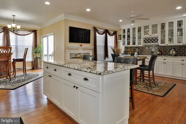 $4,000 | 5306 Sandyford Street, Alexandria, VA 22315