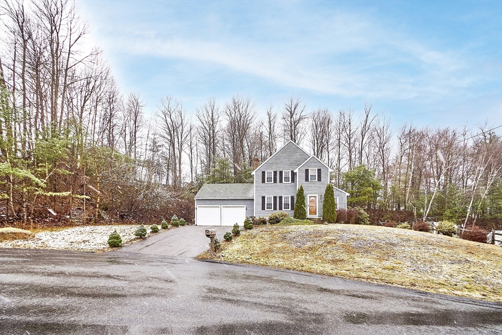 93 Bear Hill Road Gardner, MA 01440 - Photo 2 of 29 Gallery Image 2