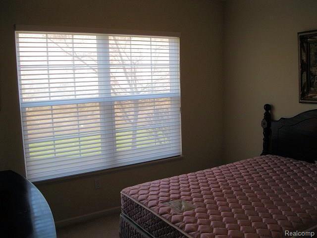 33522 Utica Road, Unit 7 Fraser, MI 48026 - Photo 11 of 25 33522 Utica Rd, Unit 7 012.jpg