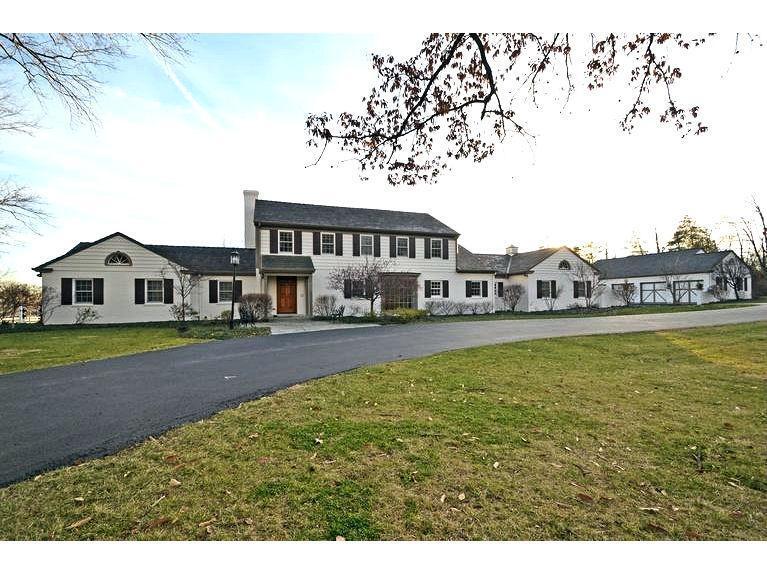 9225 Shawnee Run Road Cincinnati, OH 45243 - Photo 1 of 1