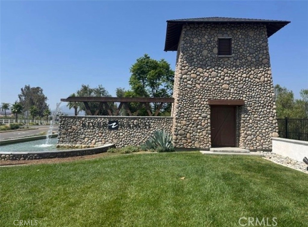 2448 Powell Drive Rialto, CA 92377 - Photo 20 of 33