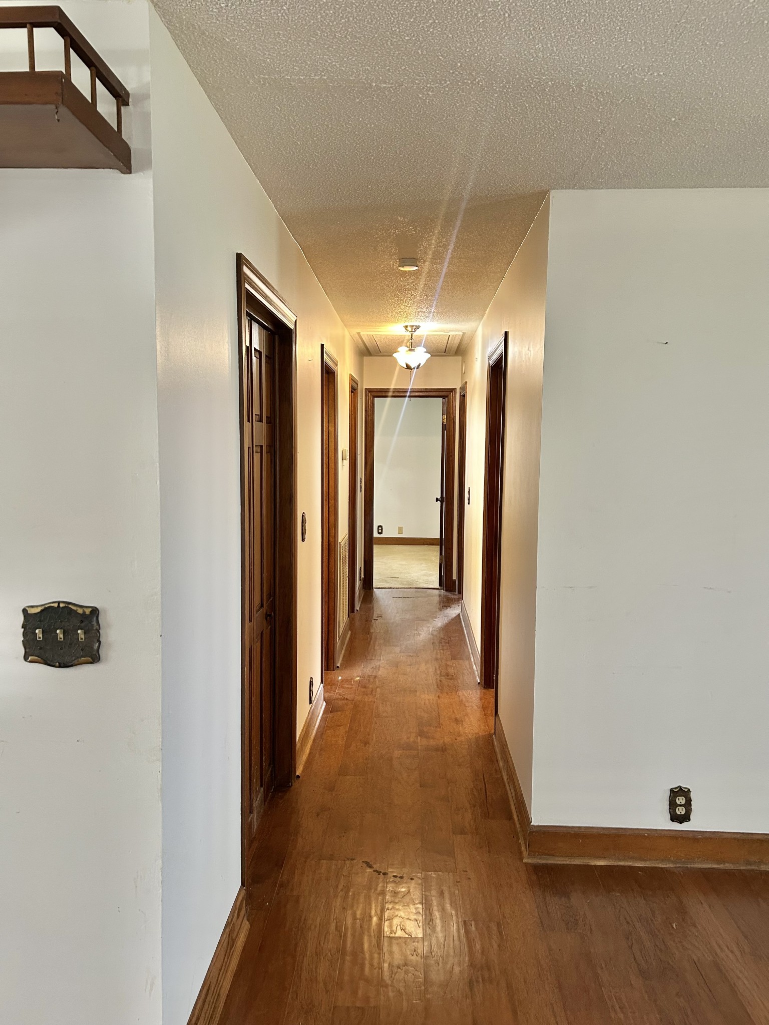 401 Hillcrest Road Manchester, TN 37355 - Photo 17 of 39 a view of hallway with wooden floor