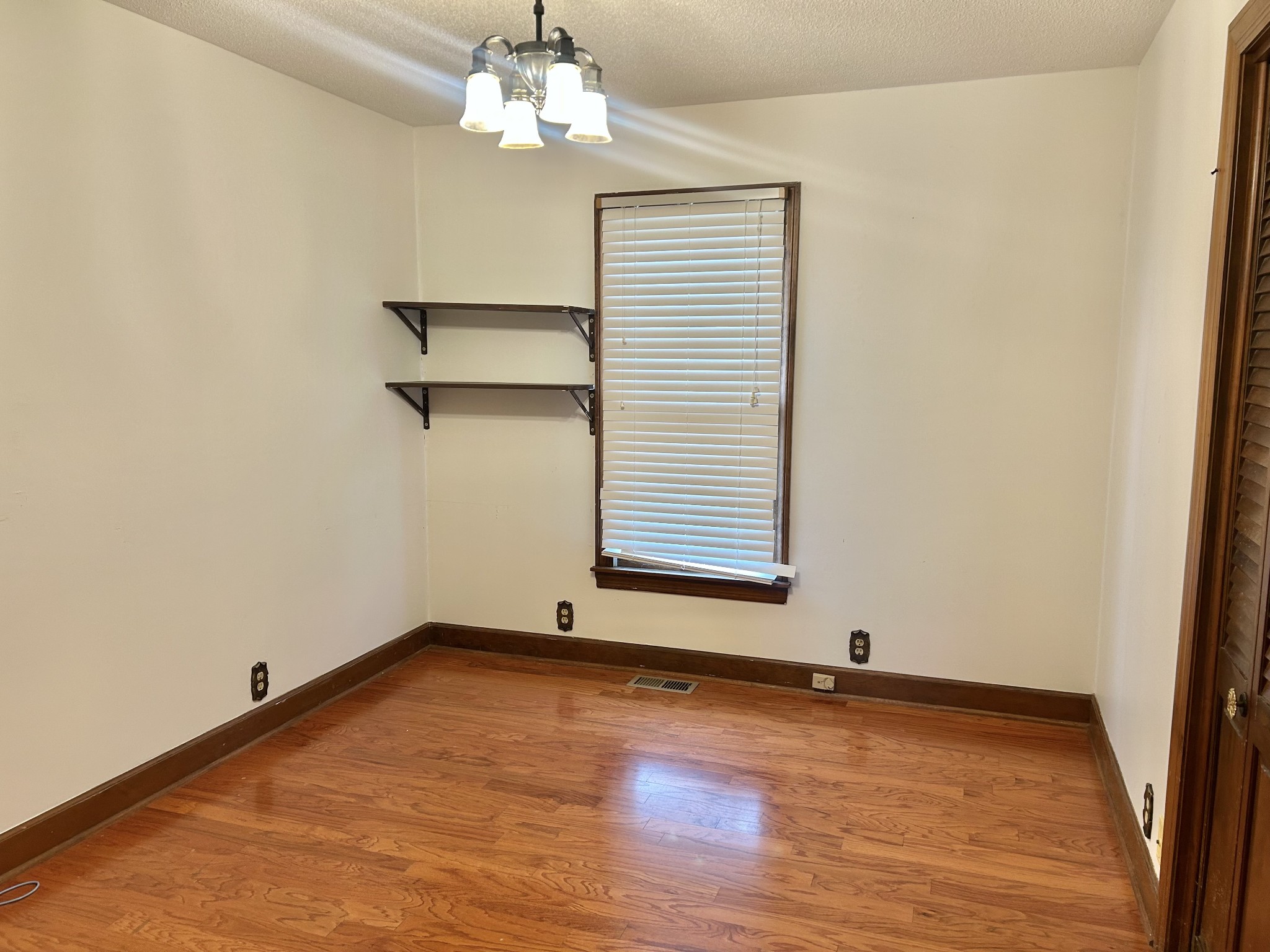 401 Hillcrest Road Manchester, TN 37355 - Photo 18 of 39