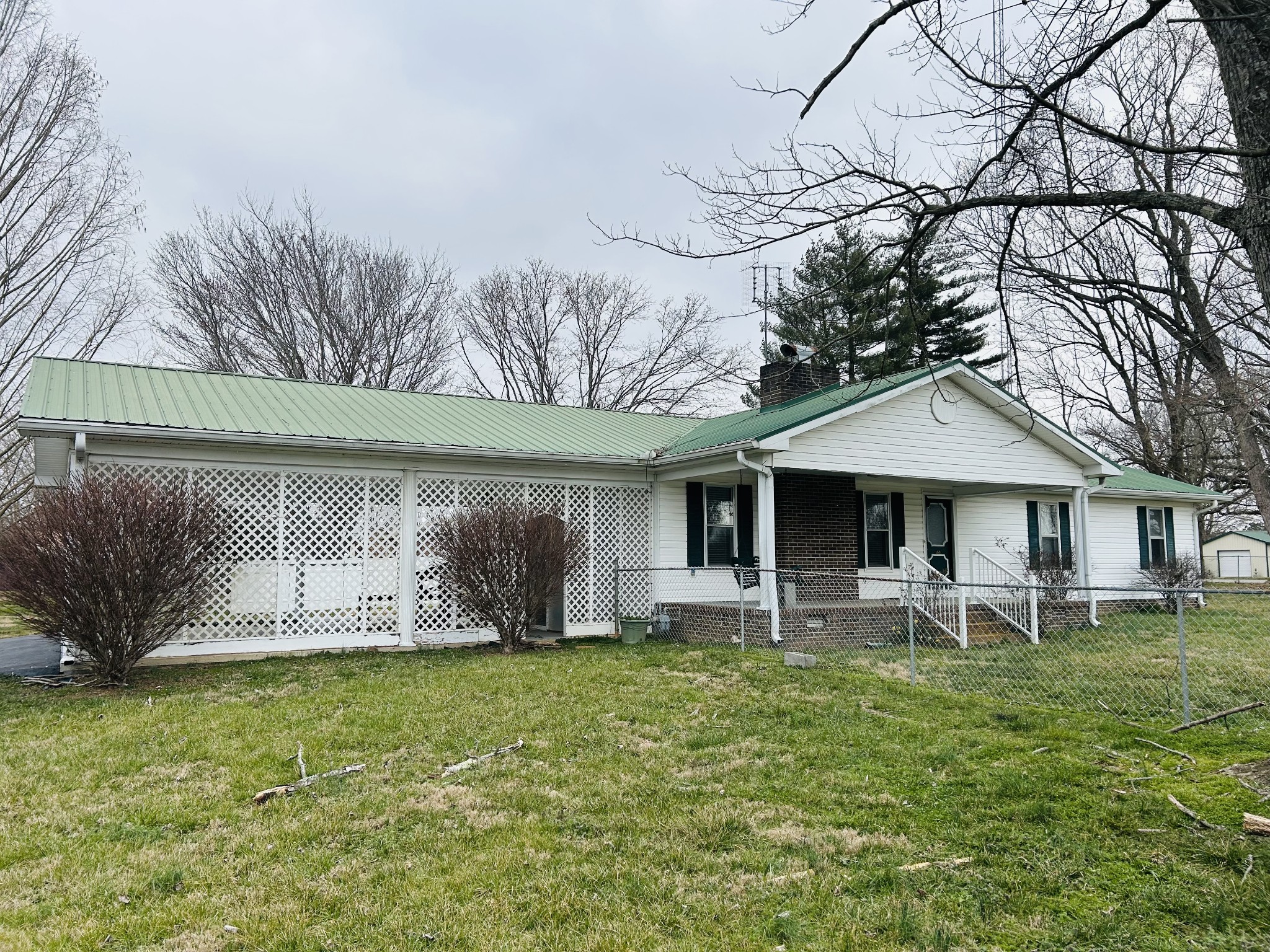 401 Hillcrest Road Manchester, TN 37355 - Photo 6 of 39