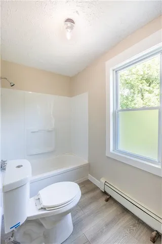 $1,800 | 2020 Frankella Avenue, Pittsburgh, PA 15221