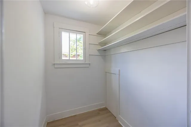 $1,800 | 2020 Frankella Avenue, Pittsburgh, PA 15221