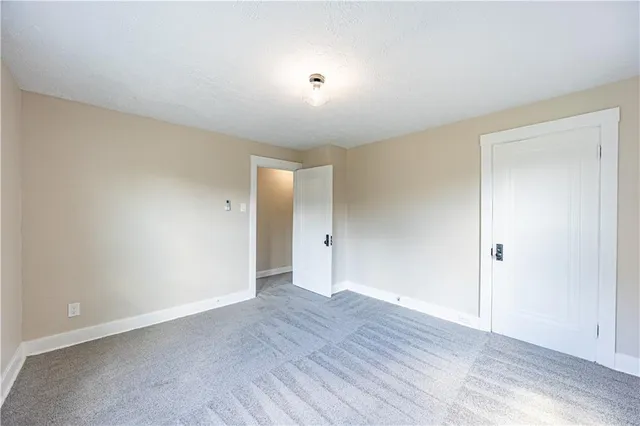 $1,800 | 2020 Frankella Avenue, Pittsburgh, PA 15221