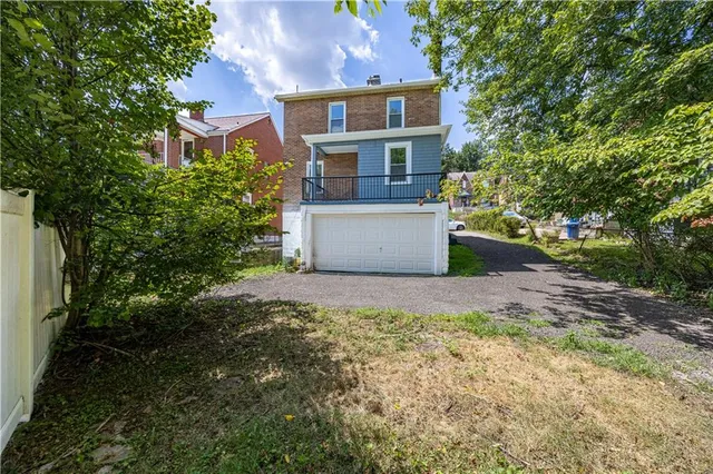 $1,800 | 2020 Frankella Avenue, Pittsburgh, PA 15221