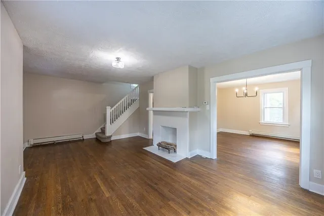 $1,800 | 2020 Frankella Avenue, Pittsburgh, PA 15221