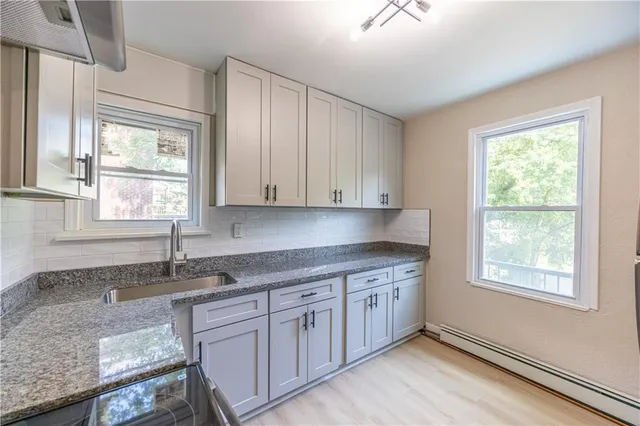 $1,800 | 2020 Frankella Avenue, Pittsburgh, PA 15221