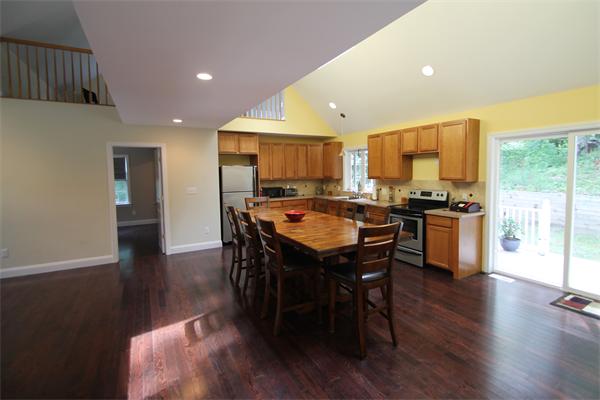 140 Roller Coaster Road Hanson, MA 02341 - Photo 4 of 21 Gallery Image 4