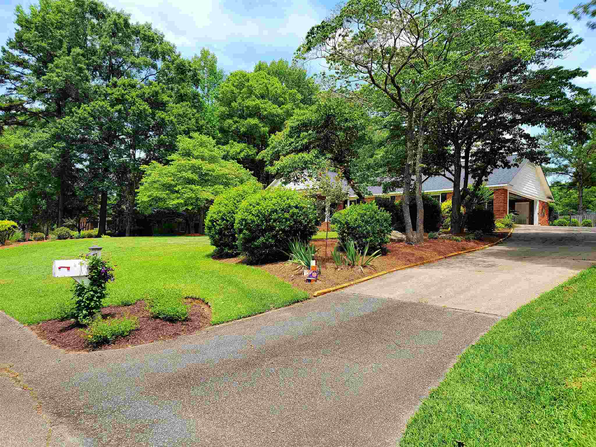 103 Sunset Drive Union, SC 29379 - Photo 2 of 36