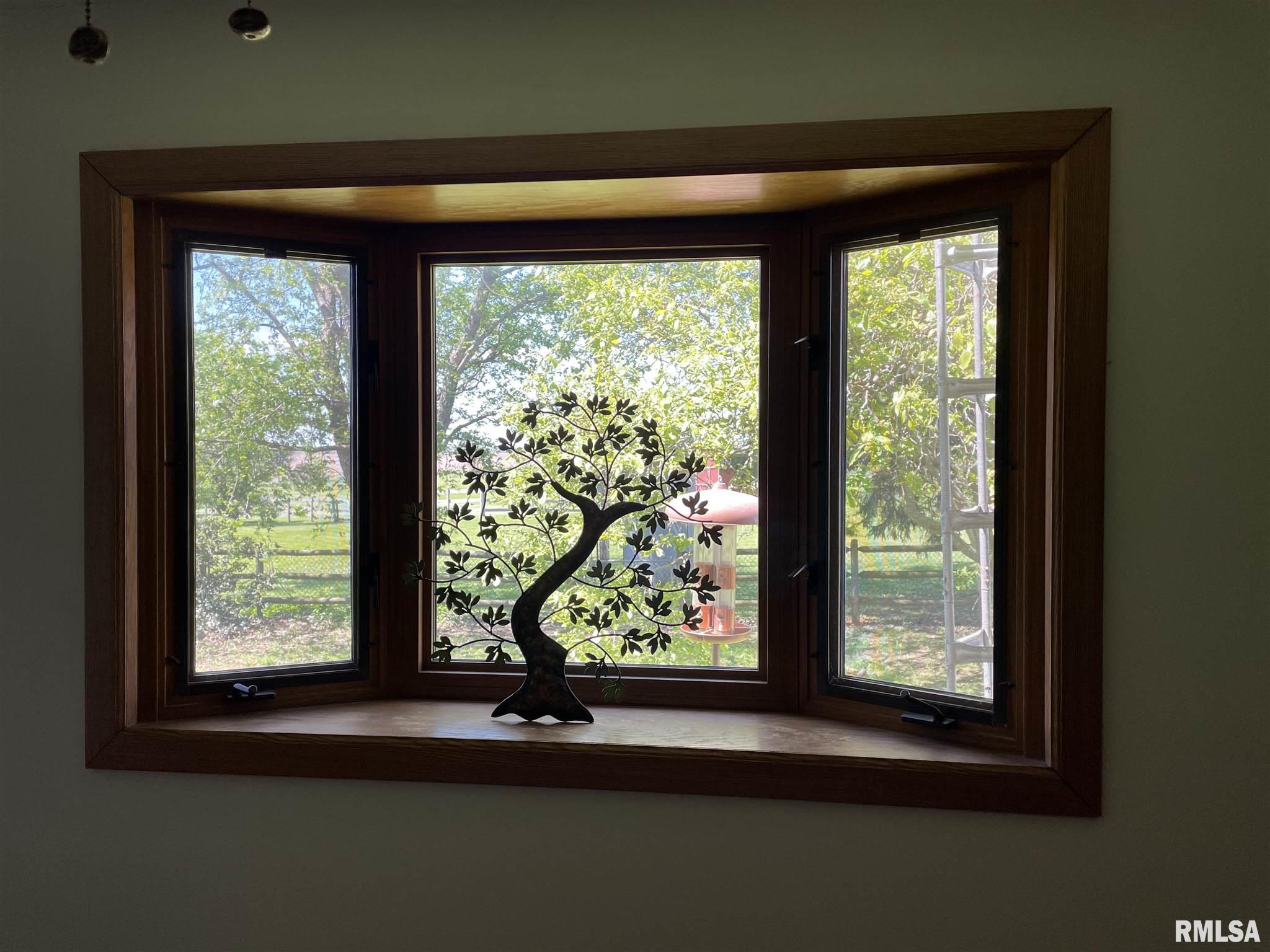 11553 Leinberger Road Athens, IL 62613 - Photo 13 of 22 Gallery Image 13