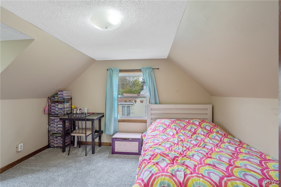 506 Richards Road Camillus, NY 13031 - Photo 23 of 37 Bedroom 3 on 2nd floor