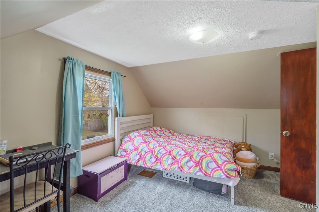 506 Richards Road Camillus, NY 13031 - Photo 24 of 37 Bedroom 3 on 2nd floor