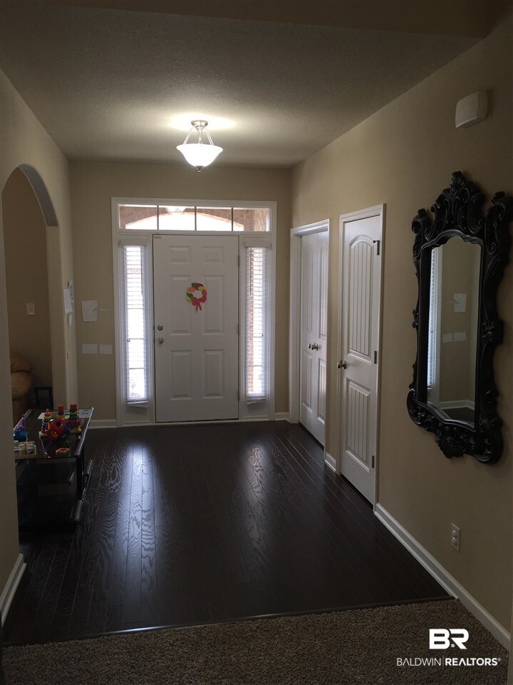 1334 Colleton Drive Semmes, AL 36575 - Photo 4 of 22 Foyer