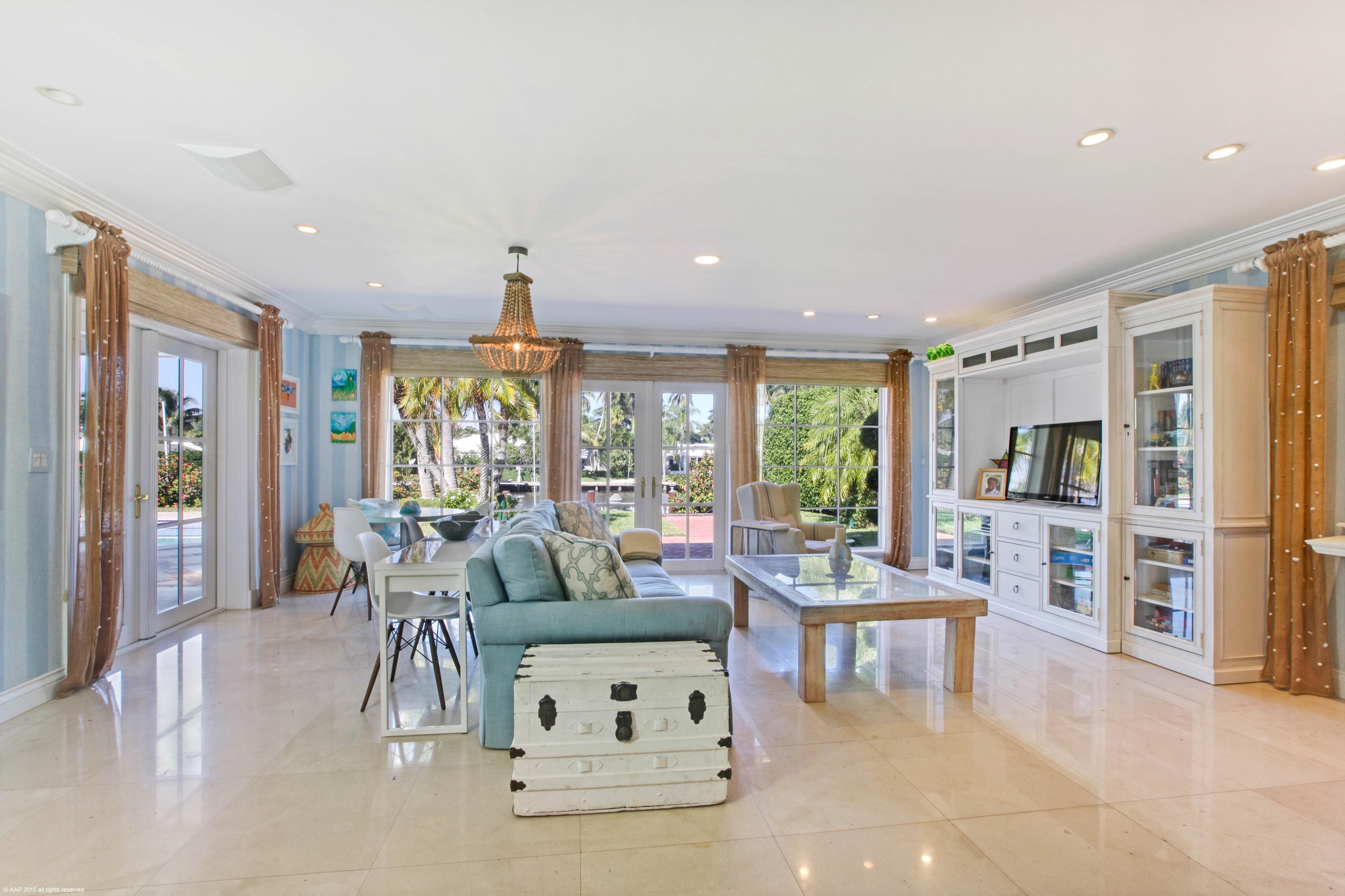 539 Middle Road Gulf Stream, FL 33483 - Photo 14 of 27 #13 Family Room