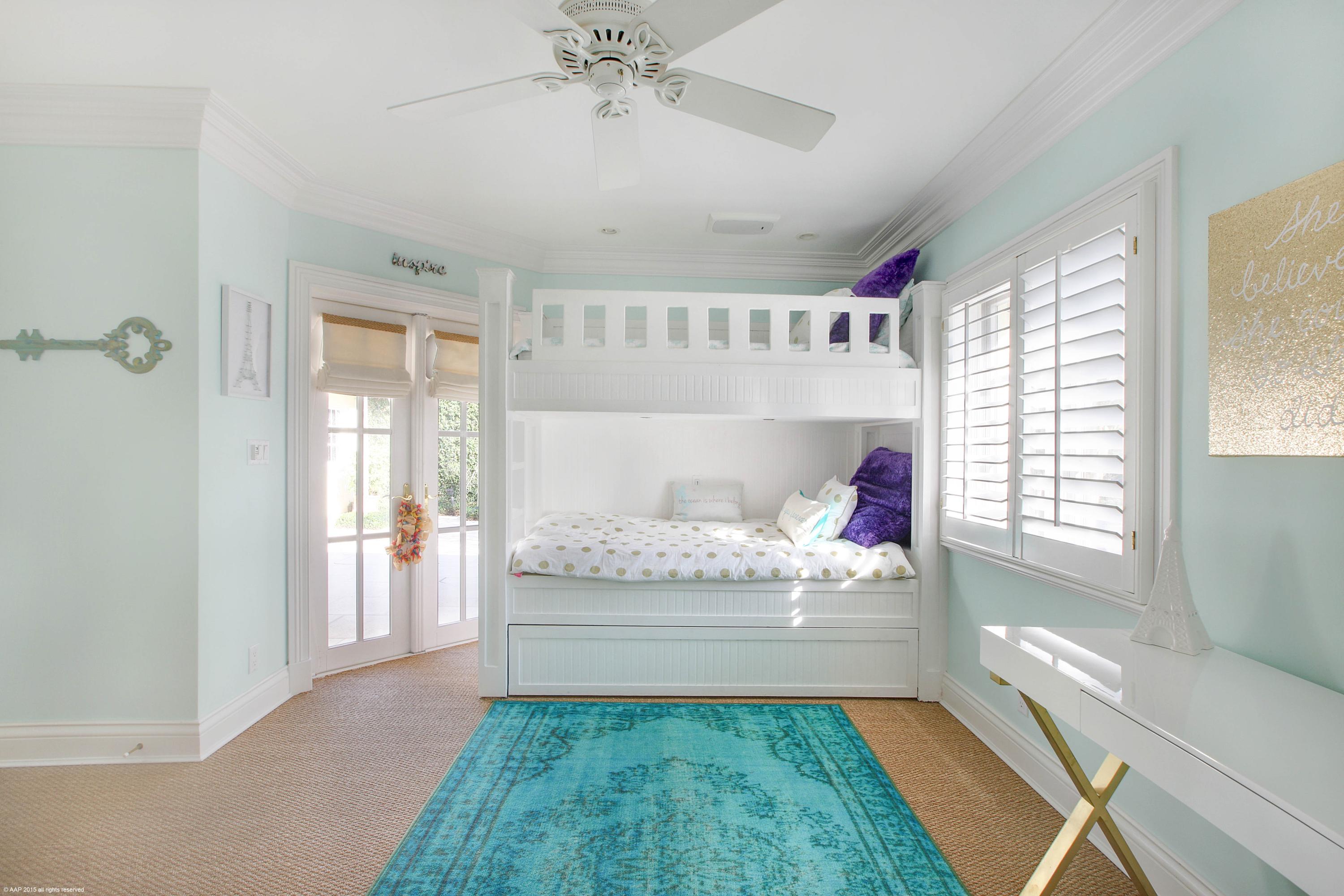 539 Middle Road Gulf Stream, FL 33483 - Photo 21 of 27 #20 Guest Bedroom