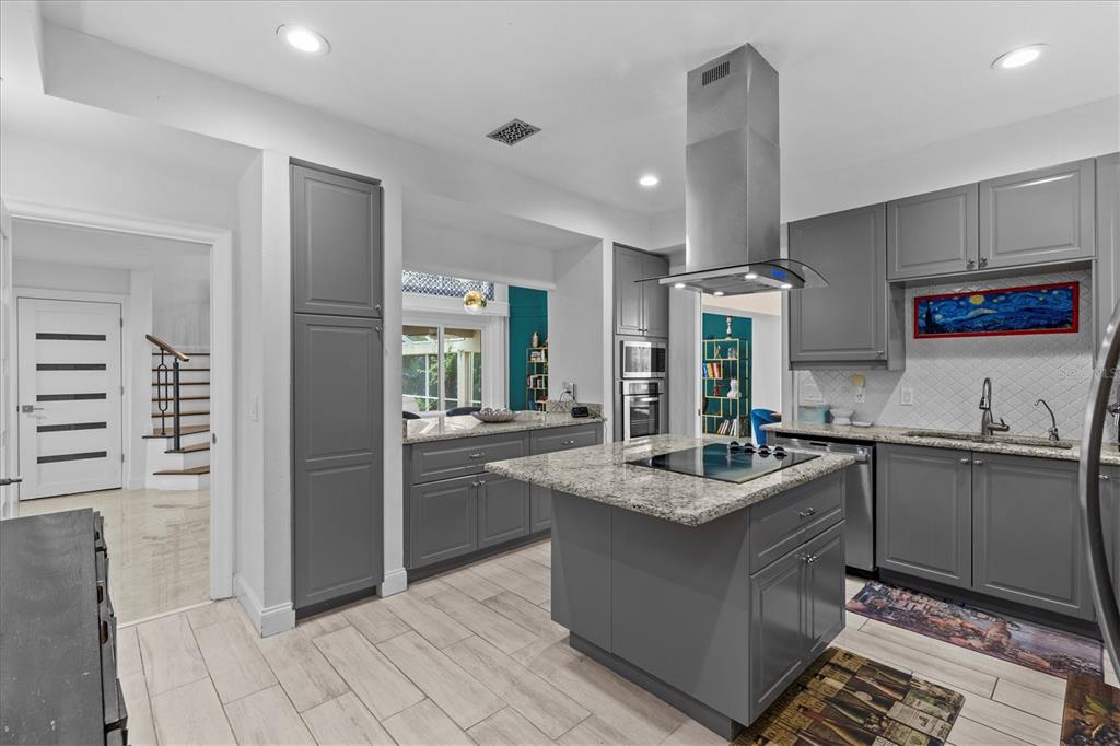 5914 La Rosa Lane Apollo Beach, FL 33572 - Photo 19 of 73