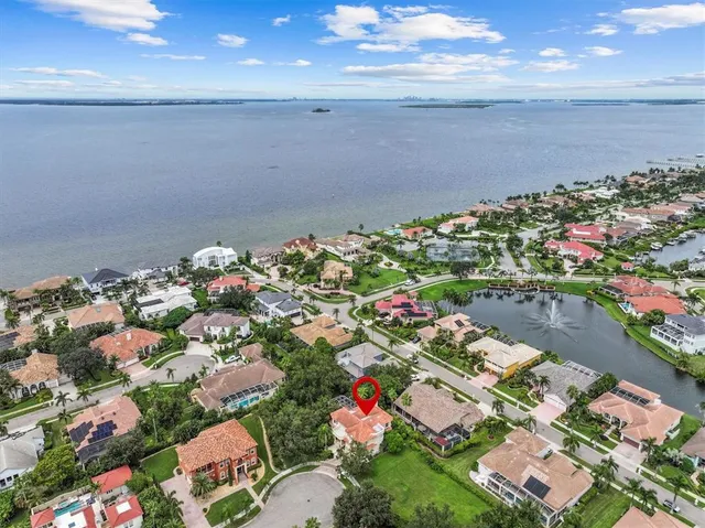 $995,000 | 5914 La Rosa Lane, Apollo Beach, FL 33572