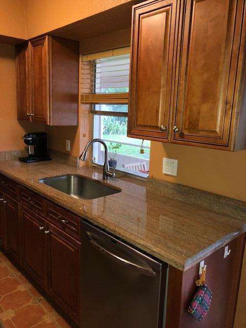 631 Linnet Circle Delray Beach, FL 33444 - Photo 12 of 17 IMG_7484
