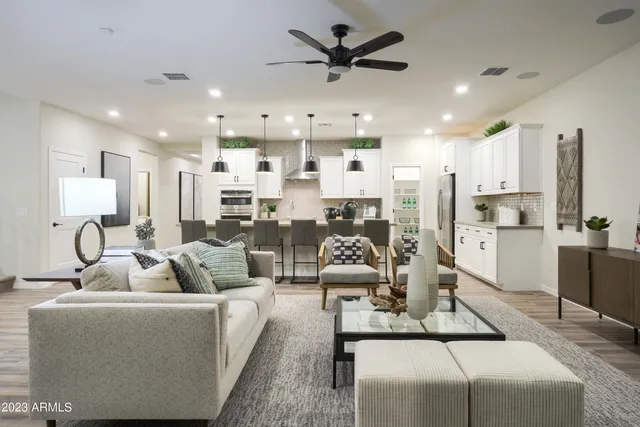 $639,999 | 4940 West La Puenta Avenue, Laveen, AZ 85339