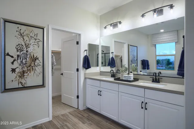 $639,999 | 4940 West La Puenta Avenue, Laveen, AZ 85339