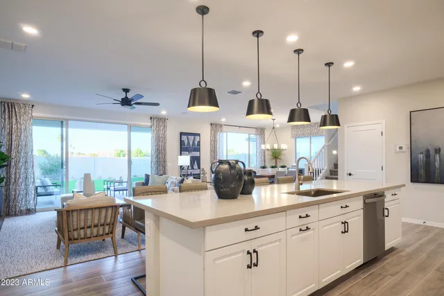 $639,999 | 4940 West La Puenta Avenue, Laveen, AZ 85339