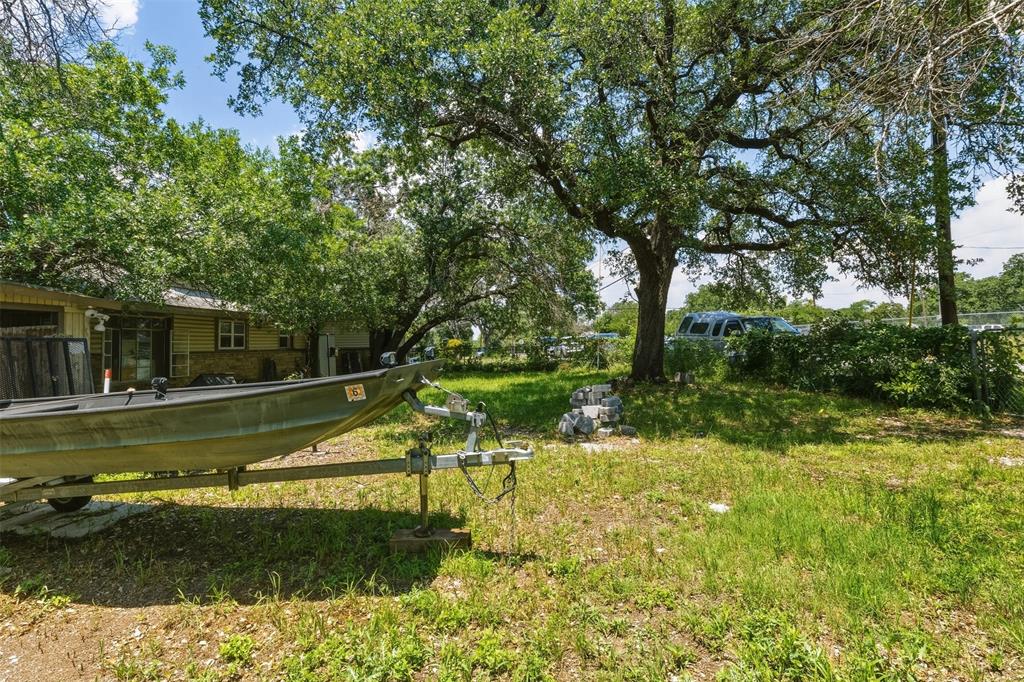 320 Beverly Road Azle, TX 76020 - Photo 26 of 31