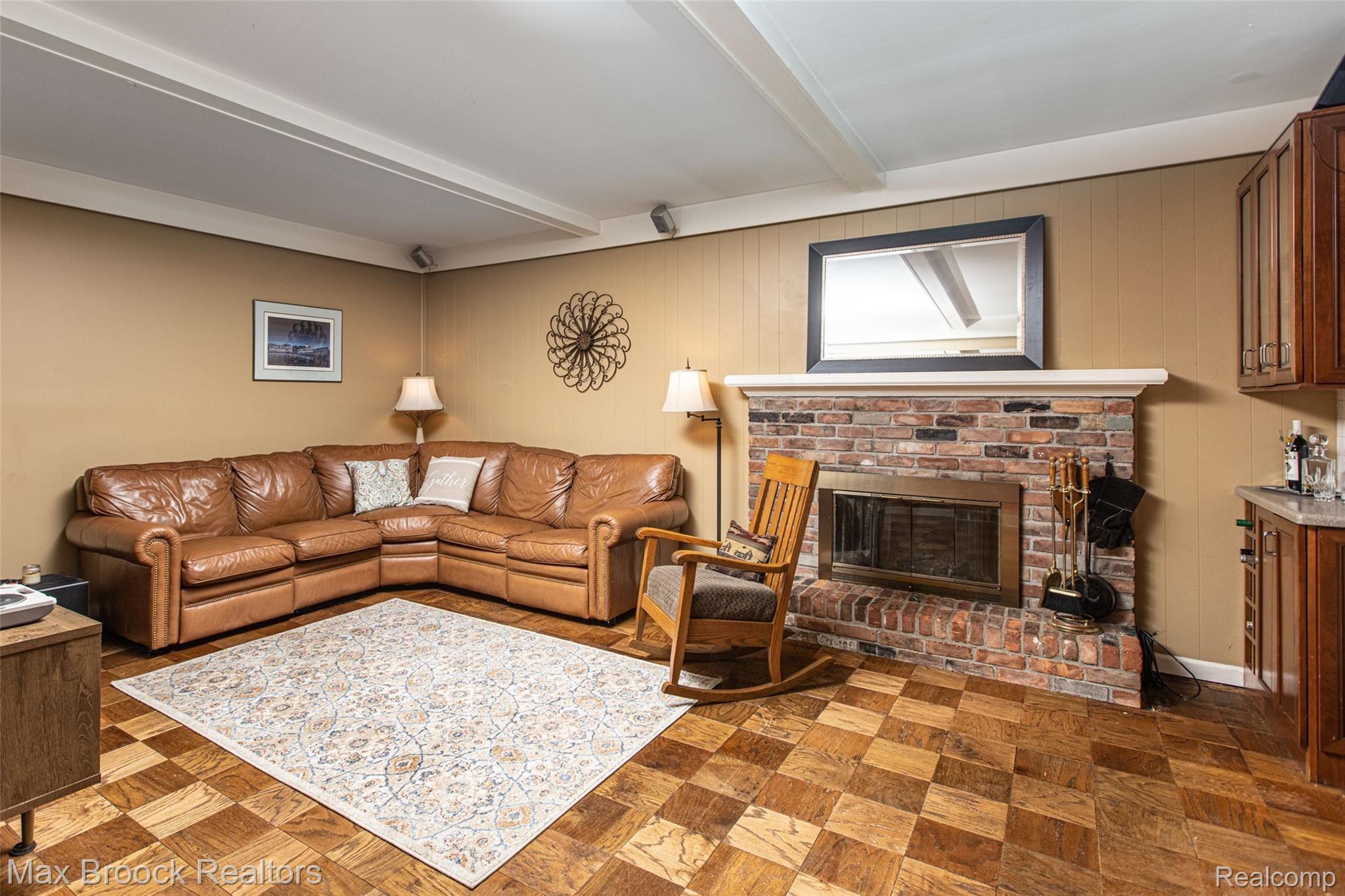 2633 Rambling Way Bloomfield Hills, MI 48302 - Photo 10 of 30 -30.jpg